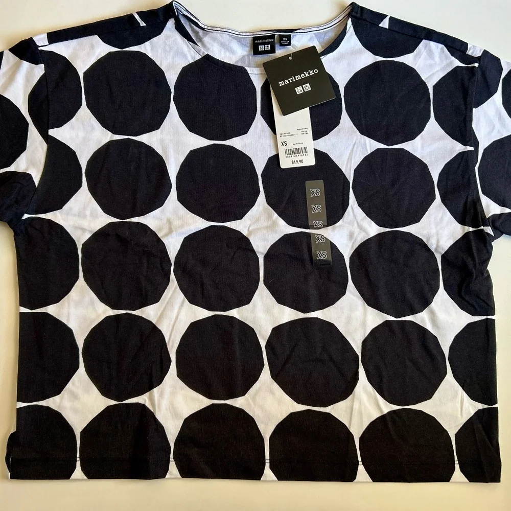 Marimekko x Uniqlo Oversized Black & White Dot Top XS - Picture 1 of 4